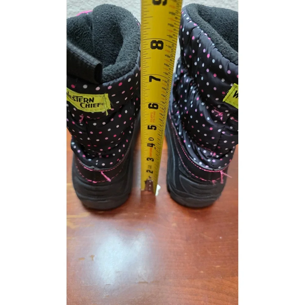 Western Chief Snowden Dot Snow Boots‎ Girls Size 2 Black Pink Polka Dot Winter